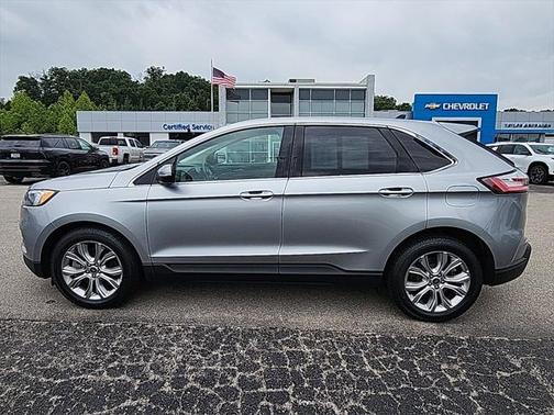 2023 Ford Edge Titanium