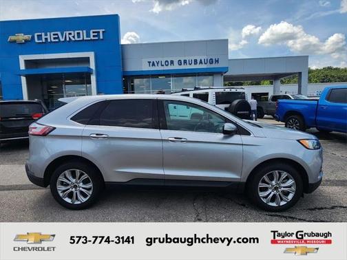 2023 Ford Edge Titanium