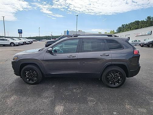 2023 Jeep Cherokee Altitude
