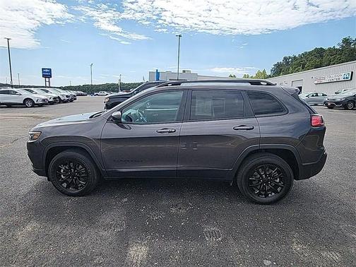 2023 Jeep Cherokee Altitude