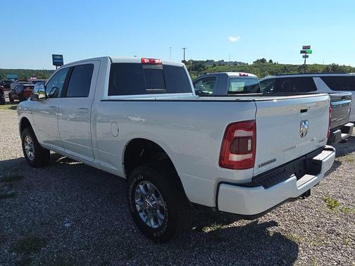 2024 RAM 2500 Laramie Crew Cab 4x4 6'4' Box