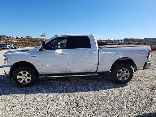 2020 RAM 2500 Big Horn Crew Cab 4X4 6'4' Box