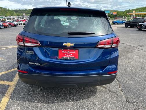 2022 Chevrolet Equinox LS
