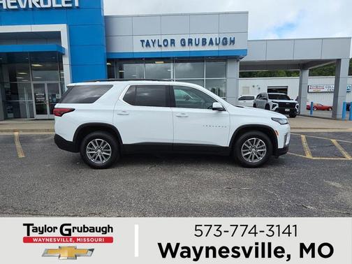 Summit White 2023 Chevrolet Traverse LT Leather