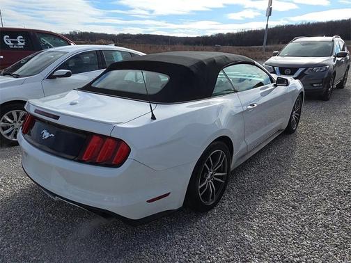 2017 Ford Mustang EcoBoost Premium