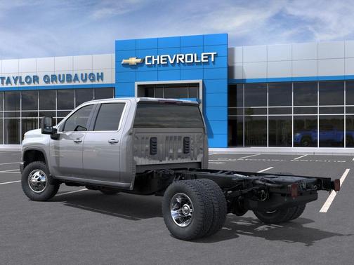 Sterling Gray Metallic 2026 Chevrolet Silverado 3500 LT
