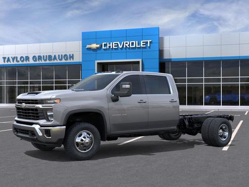 Sterling Gray Metallic 2026 Chevrolet Silverado 3500 LT