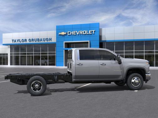 Sterling Gray Metallic 2026 Chevrolet Silverado 3500 LT