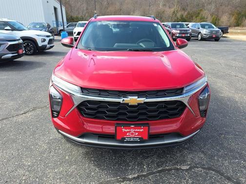 Apex Red 2026 Chevrolet Trax LT