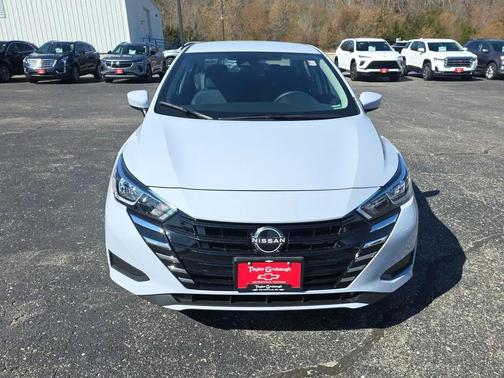 2024 Nissan Versa 1.6 SV