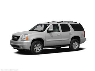 Pure Silver Metallic 2011 GMC Yukon SLE