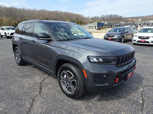 2022 Jeep Grand Cherokee Trailhawk