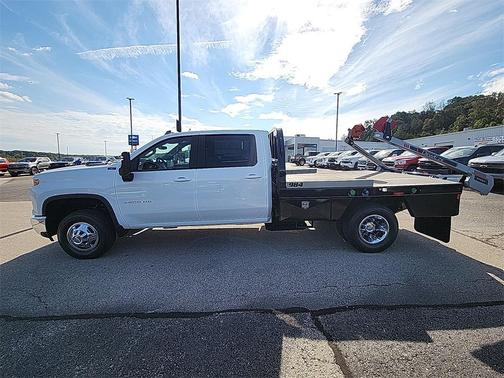 2026 Chevrolet Silverado 3500 LT