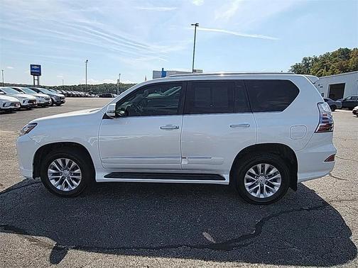 2017 Lexus GX 460 Base