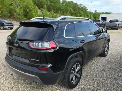 Diamond Black Crystal Pearlcoat 2019 Jeep Cherokee Limited