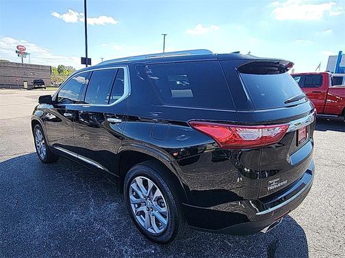 2021 Chevrolet Traverse Premier