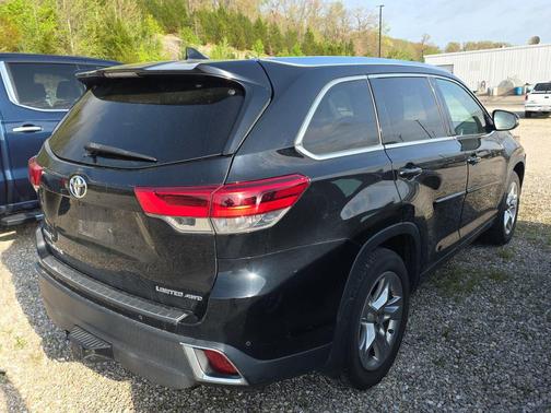 2018 Toyota Highlander Limited