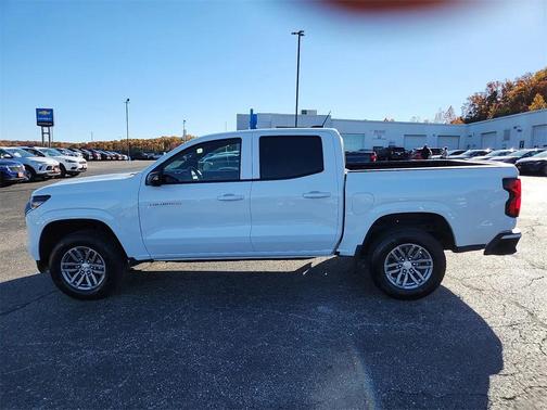 2025 Chevrolet Colorado WT