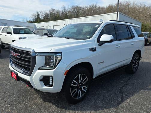 2023 GMC Yukon 4WD AT4