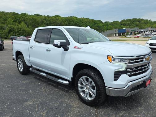 Polar White Tricoat 2026 Chevrolet Silverado 1500 LTZ