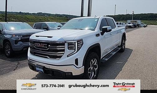 2025 GMC Sierra 1500 SLT