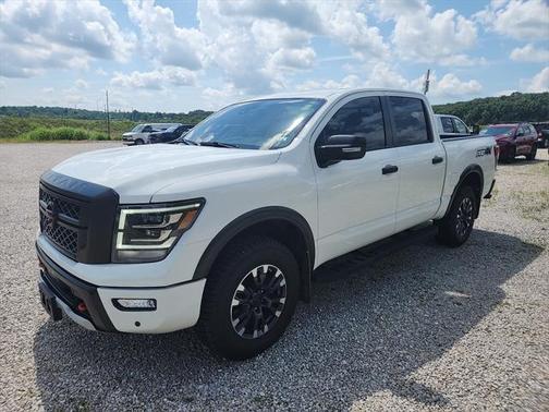 2022 Nissan Titan PRO-4X