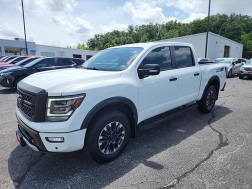 2022 Nissan Titan PRO-4X
