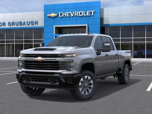 Sterling Gray Metallic 2026 Chevrolet Silverado 2500 Custom