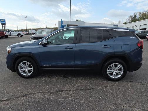 Downpour Metallic 2024 GMC Terrain SLE