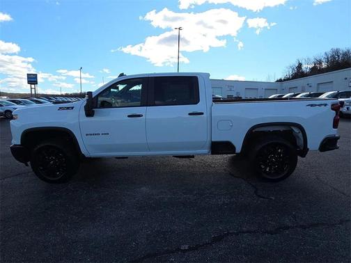 2026 Chevrolet Silverado 2500 Custom