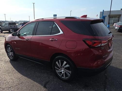 Radiant Red Tintcoat 2024 Chevrolet Equinox Premier w/1LZ