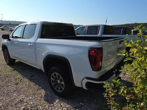 Summit White 2025 GMC Sierra 1500 AT4
