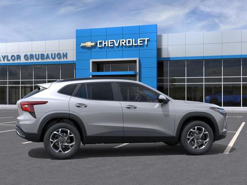 Sterling Gray Metallic 2026 Chevrolet Trax LT