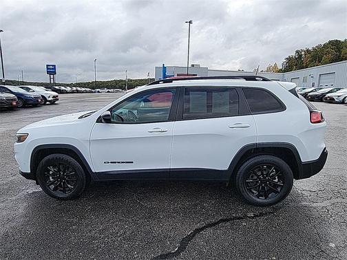 2023 Jeep Cherokee Altitude