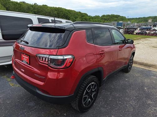 2025 Jeep Compass Trailhawk