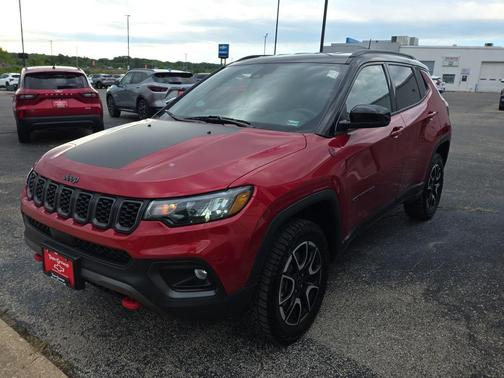 2025 Jeep Compass Trailhawk