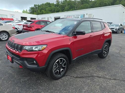 2025 Jeep Compass Trailhawk
