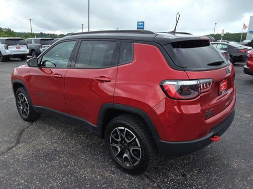 2025 Jeep Compass Trailhawk