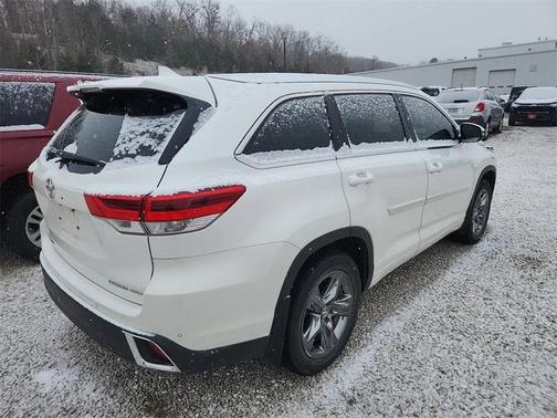 2017 Toyota Highlander Limited