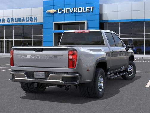 Sterling Gray Metallic 2026 Chevrolet Silverado 3500 LT
