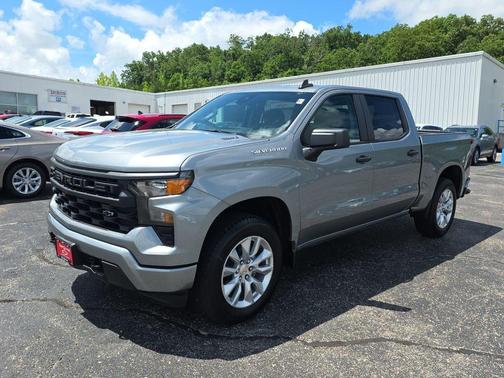 Sterling Gray Metallic 2026 Chevrolet Silverado 1500 Custom