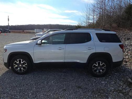 2023 GMC Acadia AWD SLT