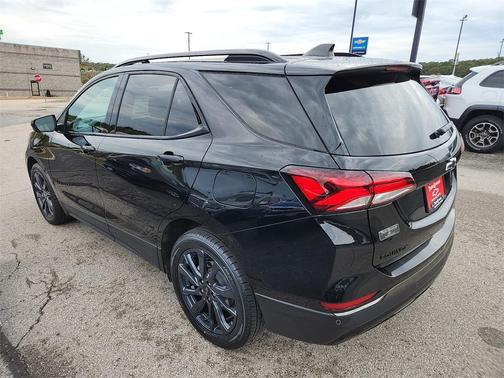 2022 Chevrolet Equinox FWD RS