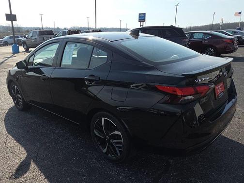 2024 Nissan Versa 1.6 S