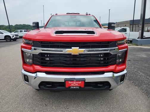 2025 Chevrolet Silverado 3500 LT