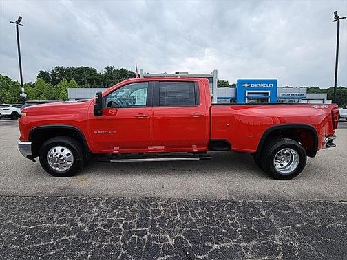 2025 Chevrolet Silverado 3500 LT