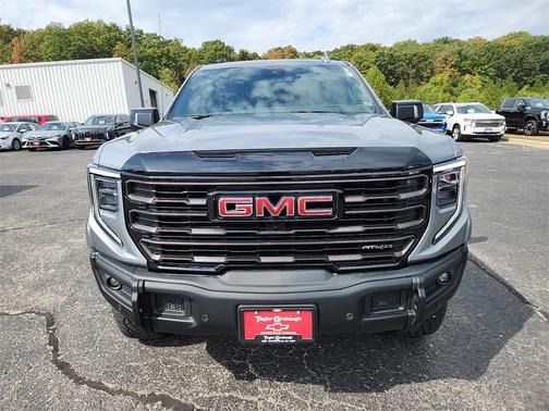 2025 GMC Sierra 1500 AT4X