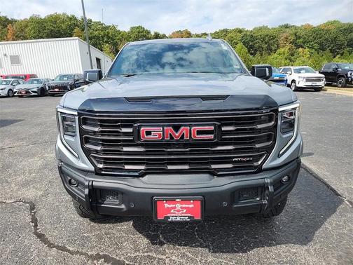 2025 GMC Sierra 1500 AT4X