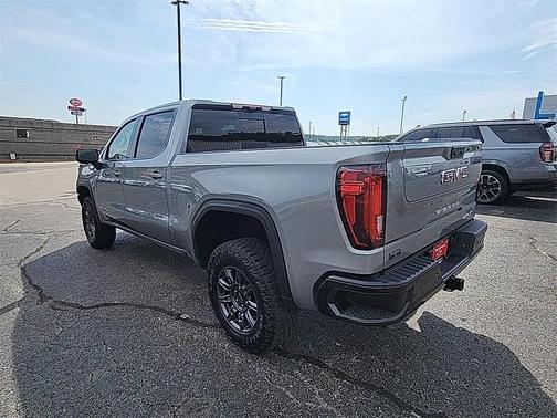 2025 GMC Sierra 1500 AT4X