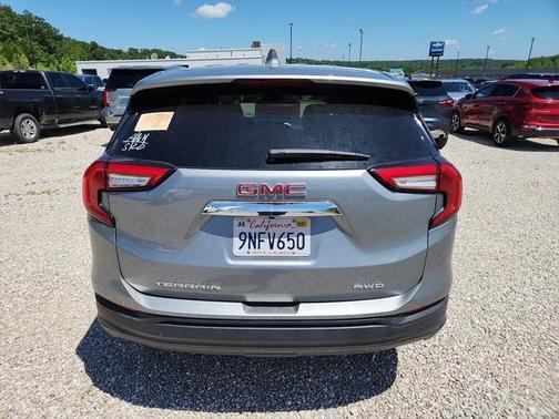 2024 GMC Terrain SLE